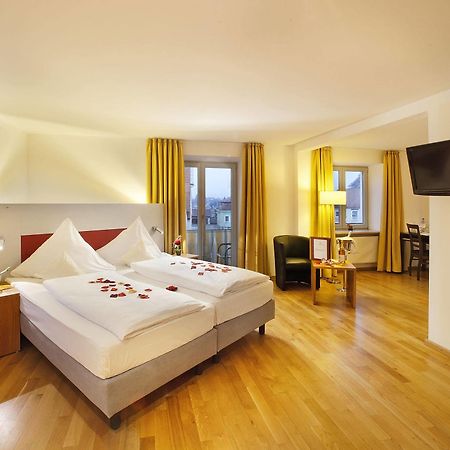 אוטובוירן Akzent Brauerei Hotel Hirsch מראה חיצוני תמונה