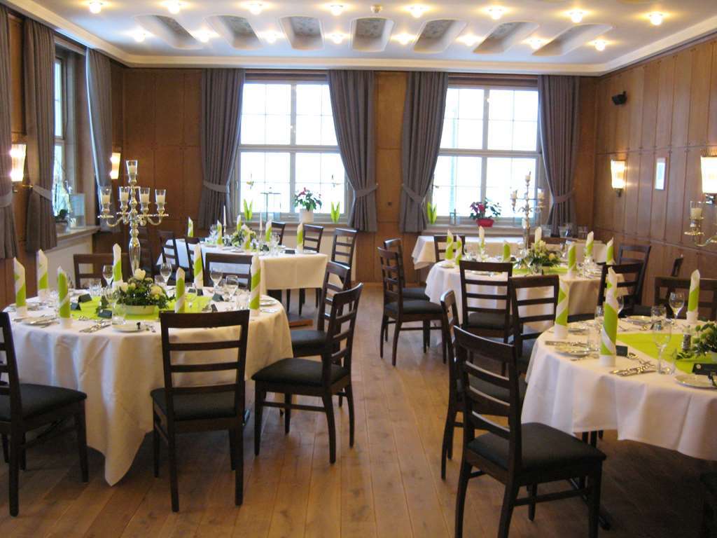 אוטובוירן Akzent Brauerei Hotel Hirsch מסעדה תמונה